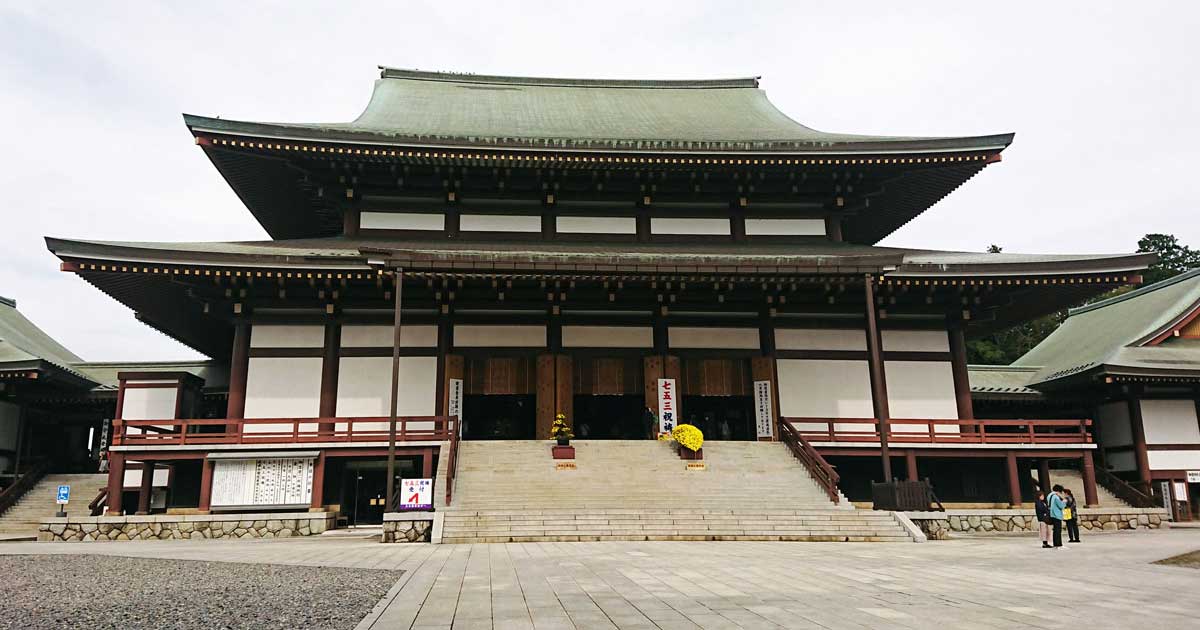 成田山新勝寺大本堂